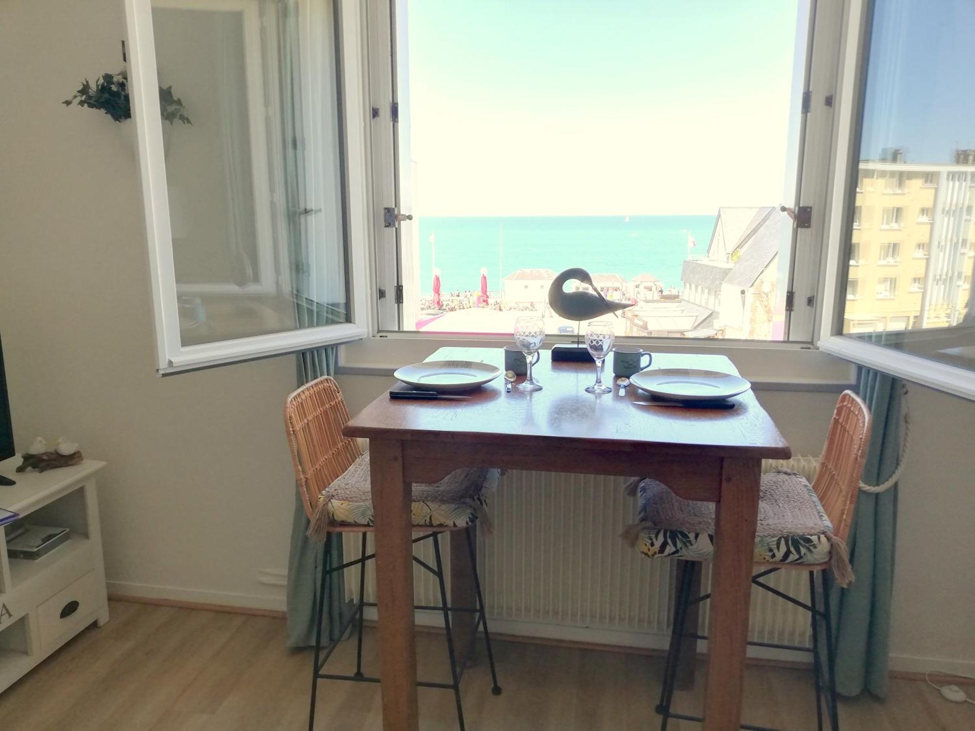 L'Horizon Vue Mer Et Falaises Fecamp Exterior photo